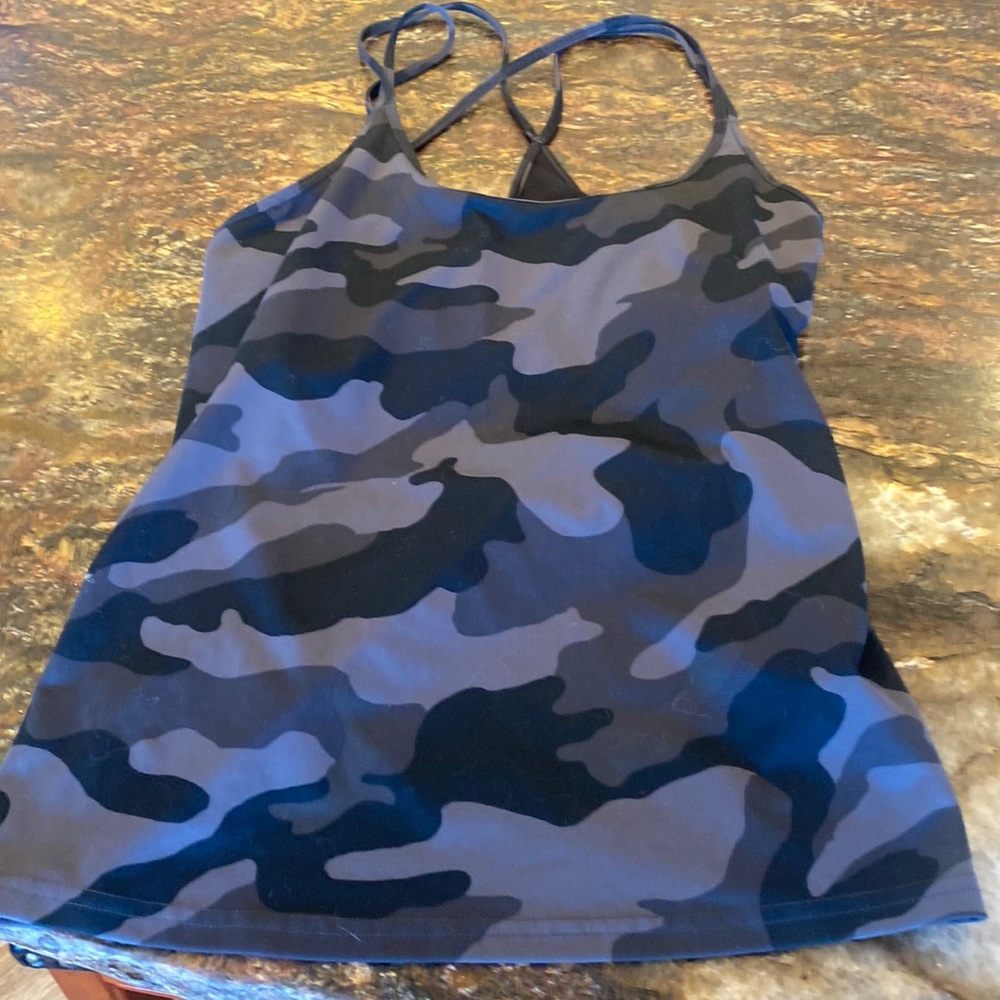 Workout tank, cute back straps